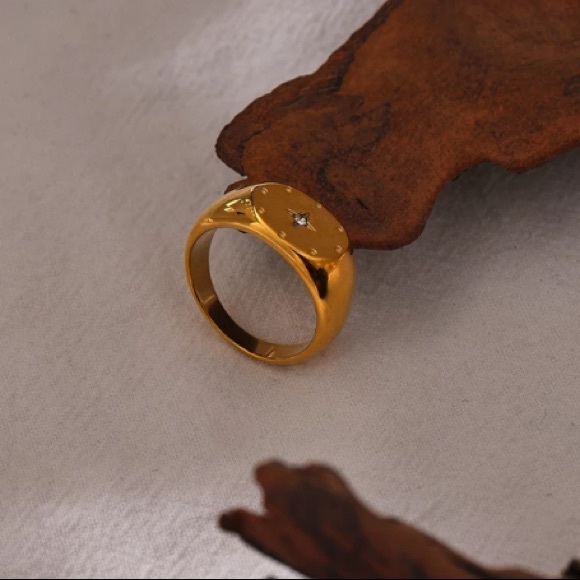 🌟18K gold plated star signet ring - Picture 6 of 8